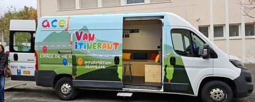 SIJ MOBILE - Van itinérant SIJ MOBILE - Van itinérant